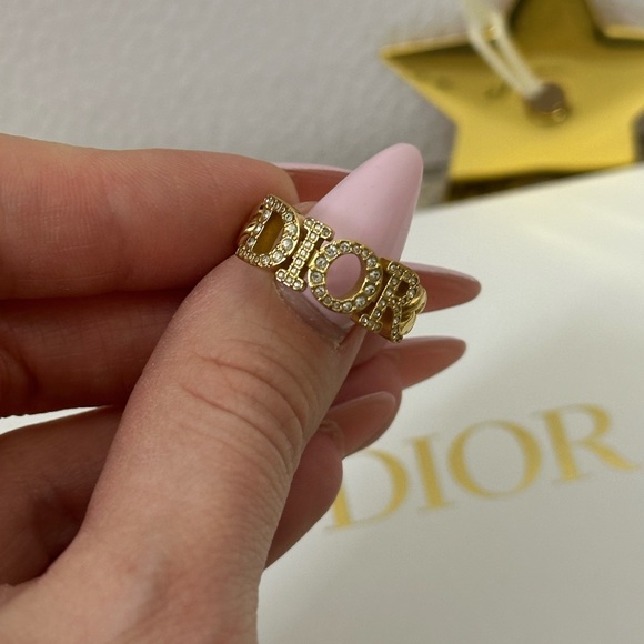 Dior Gold Chain Link Ring - Picture 3 of 11
